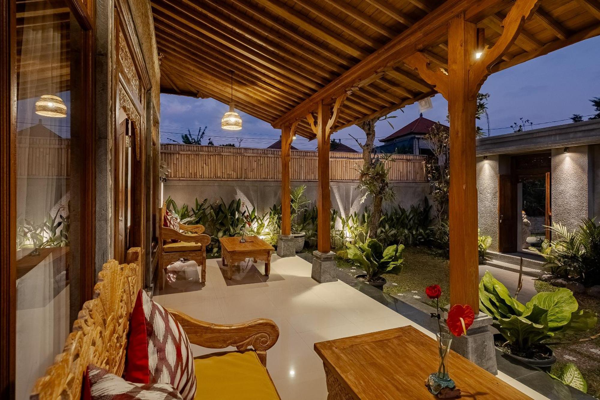 Ari Yudha Ubud Villa ภายนอก รูปภาพ
