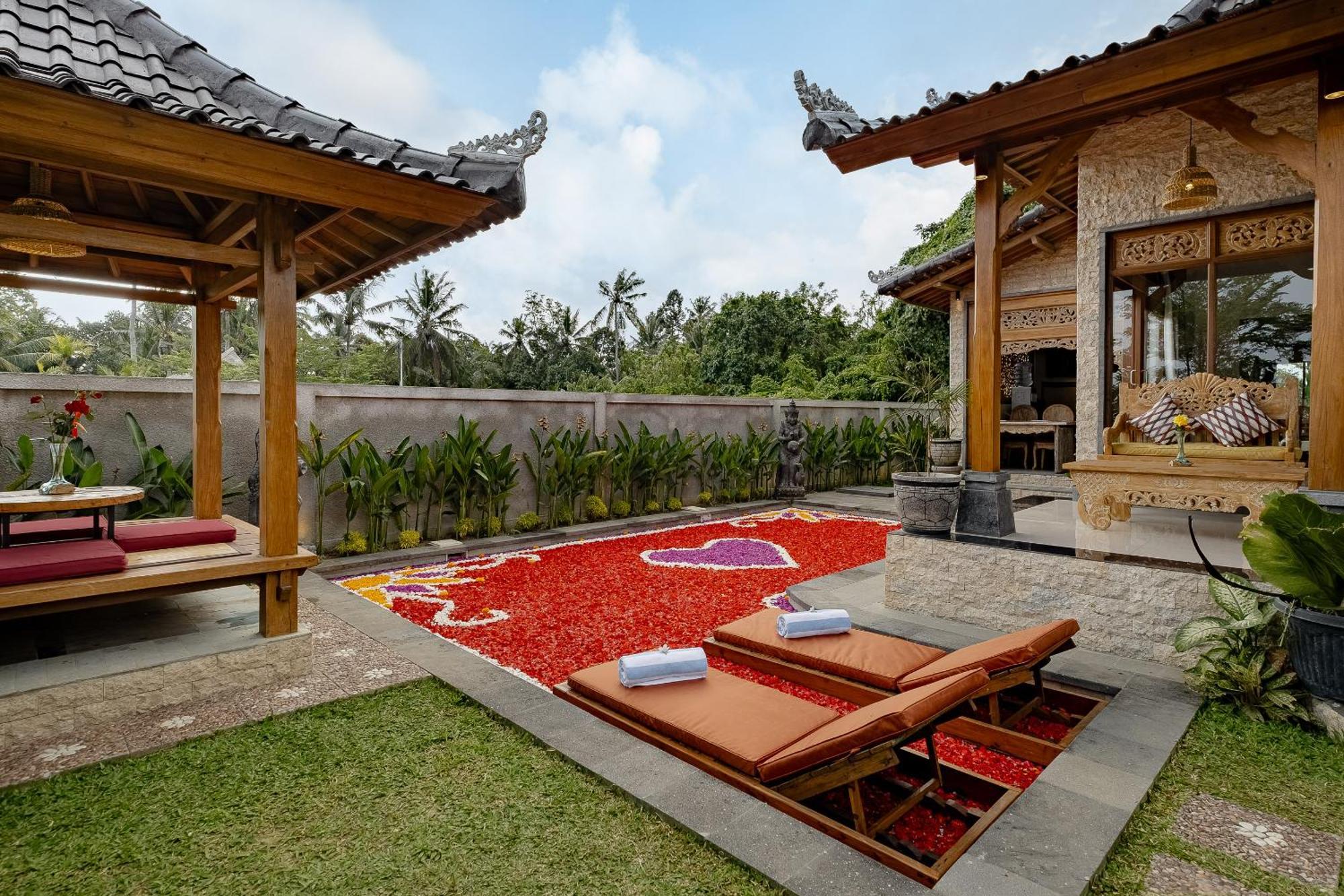 Ari Yudha Ubud Villa ภายนอก รูปภาพ