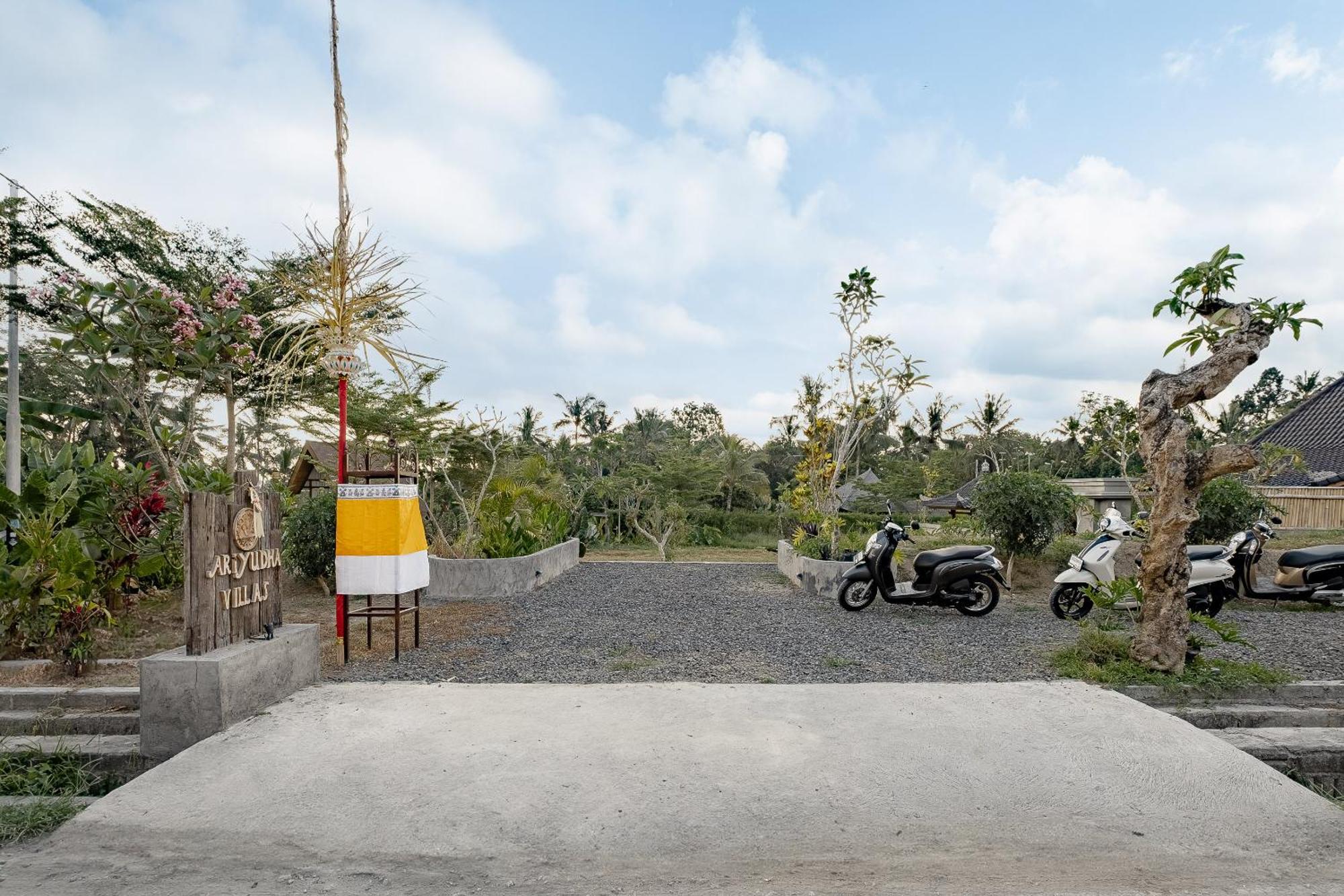 Ari Yudha Ubud Villa ภายนอก รูปภาพ